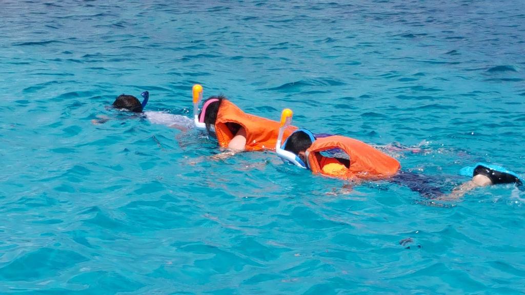 Equa Reef Maldives Hotel Addu City Екстериор снимка
