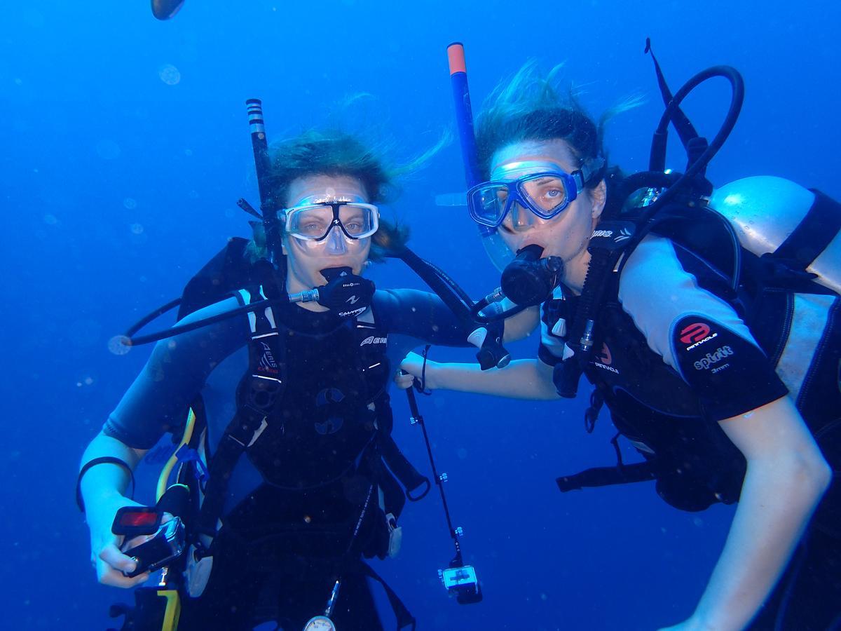 Equa Reef Maldives Hotel Addu City Екстериор снимка